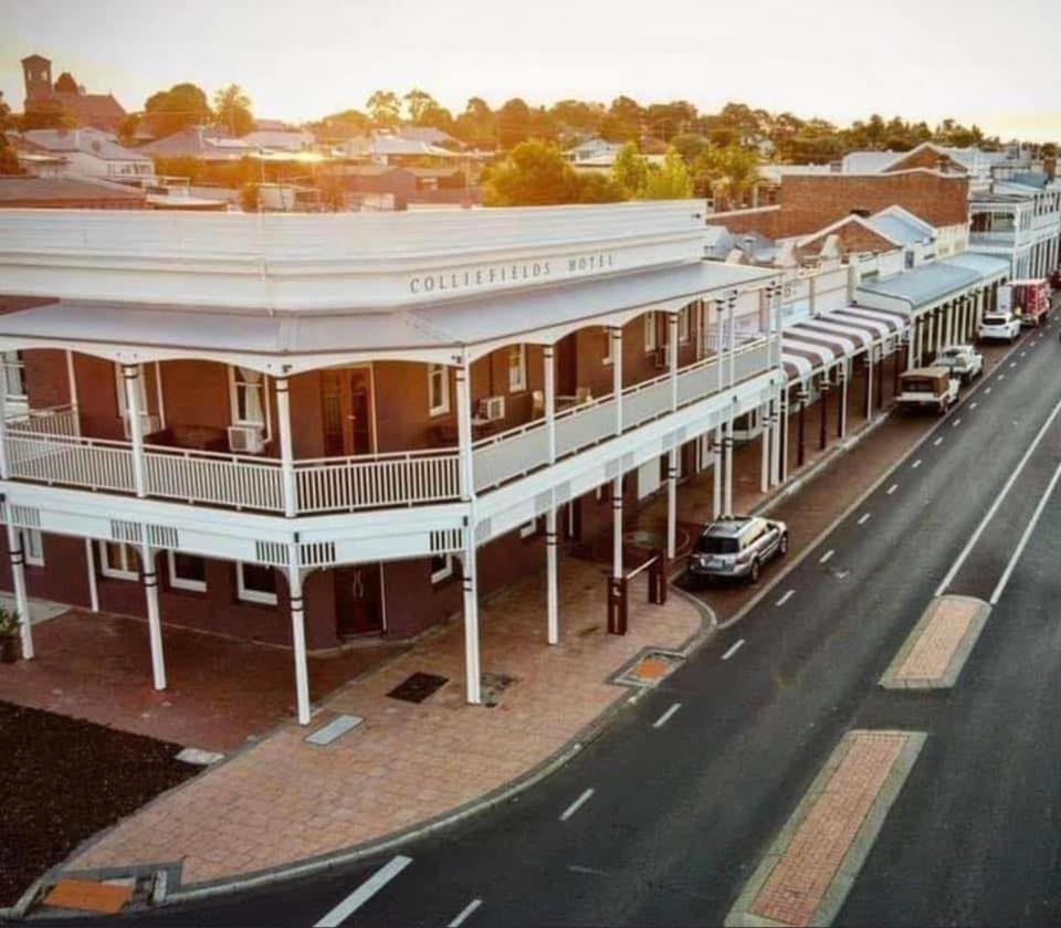 The Colliefields Hotel Exterior foto
